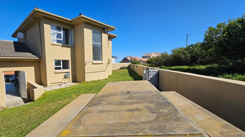 3 Bedroom Property for Sale in Dana Bay Western Cape